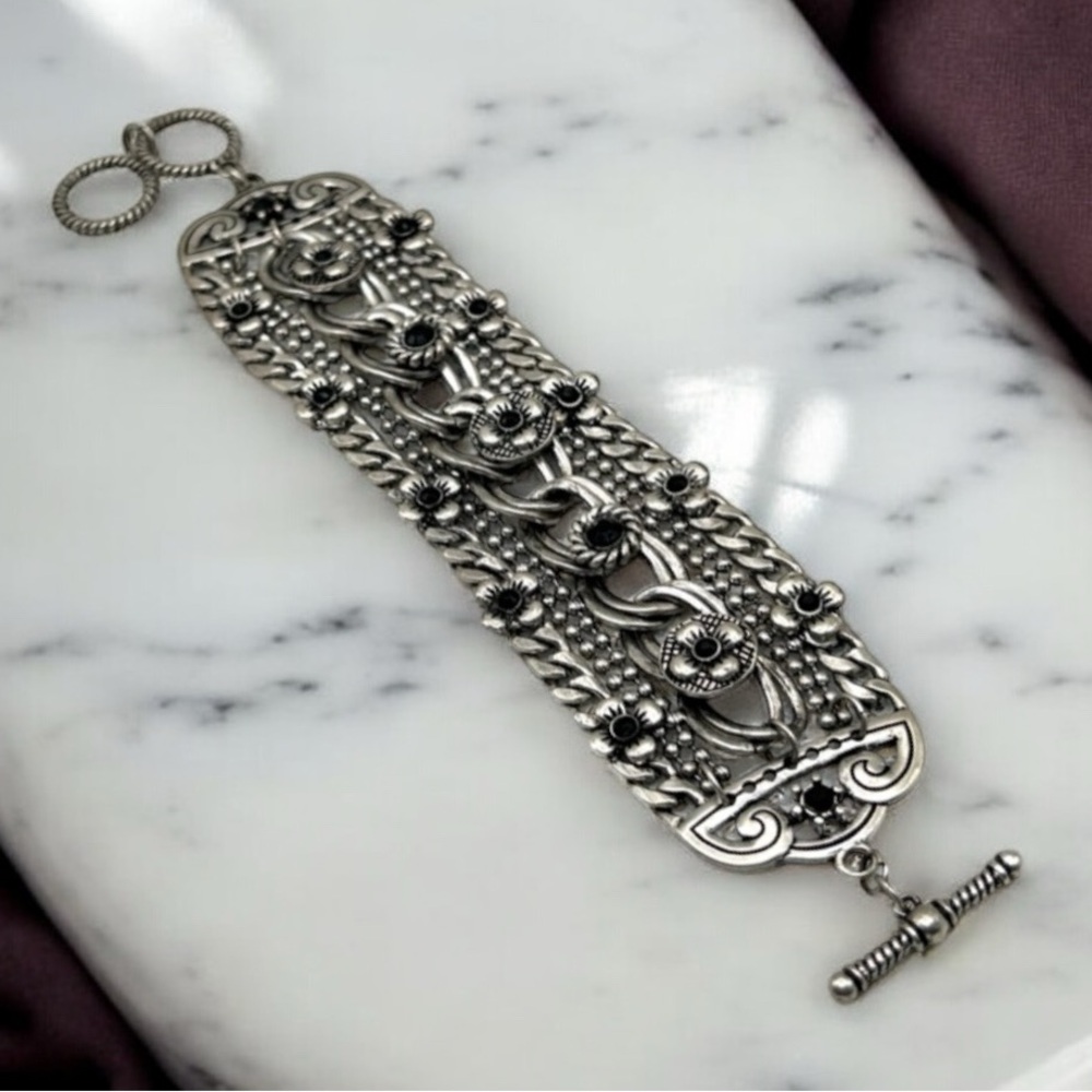Silver Tone Multi Chain Wide Toggle Bracelet 8”